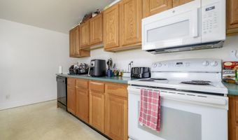 20 Laurel St, Danbury, CT 06810