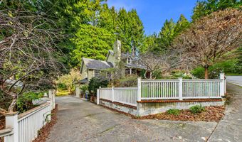 812 Diamond Dr, Arcata, CA 95521
