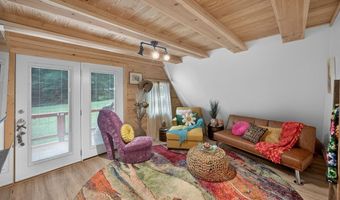 802 Livingston Boat Dock Rd, Allons, TN 38541