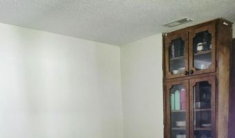 414 3rd St, Anderson, MO 64831