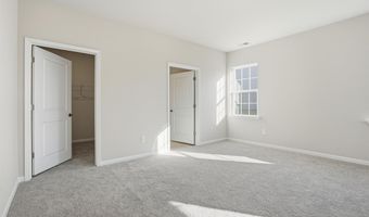 738 N Iron Hill St, Boiling Springs, SC 29316