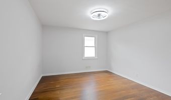 64 W 57TH St, Bayonne, NJ 07002