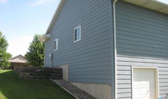 525 Valley View Ave, Baltic, SD 57003