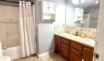 3793 Avalon Ave NE, Albany, OR 97322