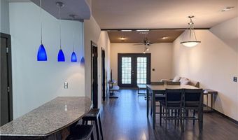 111 S 22nd St 23, Bentonville, AR 72712
