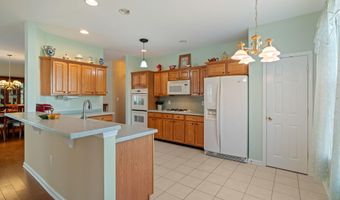 6 MOUNTAIN STREAM Ct, Barnegat, NJ 08005