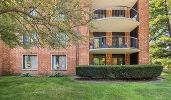 1405 E Central Rd 122C, Arlington Heights, IL 60005