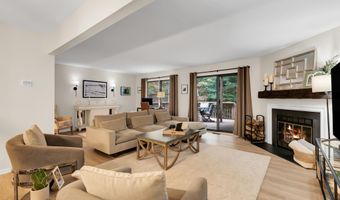 49 Pape Dr, Atlantic Highlands, NJ 07716