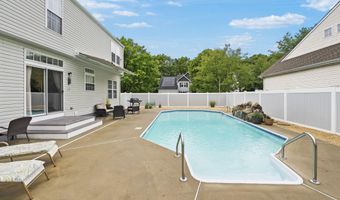 10 Butternut Ln, Bayville, NJ 08721
