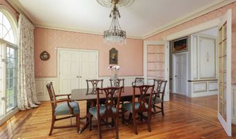 6 Hayes Ct, Atlantic Highlands, NJ 07716