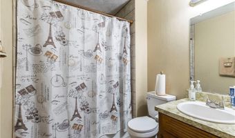 2002 Hickory Dr, Americus, GA 31719