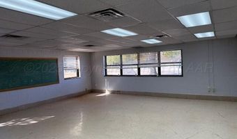 2801 DUNIVEN Cir, Amarillo, TX 79109