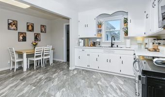 6049 E Mineral Koleen Rd, Bloomfield, IN 47424