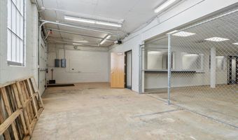 1013 E LINCOLNWAY, Cheyenne, WY 82001