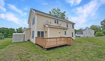 48 Meadow Brook Rd, Brookfield, CT 06804