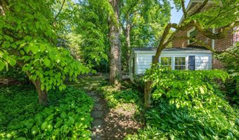 5901 DEVONSHIRE Dr, Bethesda, MD 20816