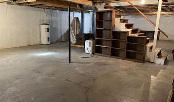 603 S 10th St, Albia, IA 52531