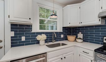 1323 Goodwin Ave, Charlotte, NC 28205