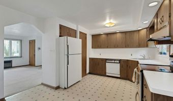 34 Berkeley Ave, Belleville, NJ 07109