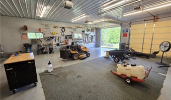 1502 Hillcrest Ct, Atchison, KS 66002