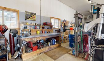 48 S Main St, Andover, ME 04216