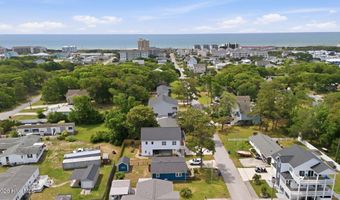 220 Pelican Dr, Atlantic Beach, NC 28512