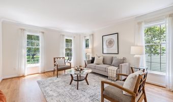 1020 WILLOWLEAF Way, Potomac, MD 20854