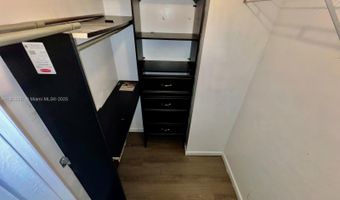 2750 NE 183rd St 906, Aventura, FL 33160