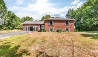 1391 Turner St, Auburn, ME 04210