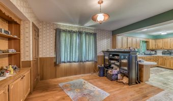 876 NE Falcon Dr, Abingdon, VA 24210