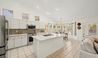 4890 W GERONIMO St, Chandler, AZ 85226