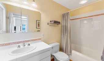 325 Beach Dr, Aptos, CA 95003