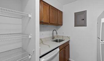 13 SILVERWOOD Cir 2, Annapolis, MD 21403