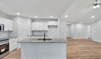 100 Northview Ter, Ash Grove, MO 65604