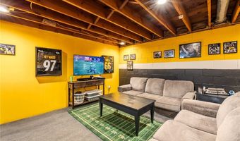 6208 Austin Dr, Ashtabula, OH 44004