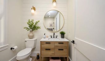 15 Woods Ln, Beaufort, SC 29907