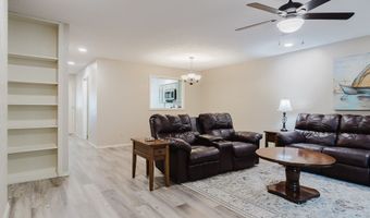 3 Wolviston Cir, Bella Vista, AR 72714