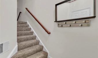 305 Broadstone Dr, Adams Twp., PA 16046