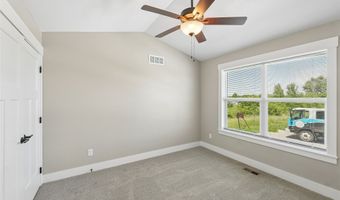 314 NE Meadow Ln, Ankeny, IA 50021
