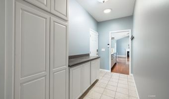 1 Pinewood Way, Athens, OH 45701
