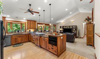 4815 120th St W, Apple Valley, MN 55124