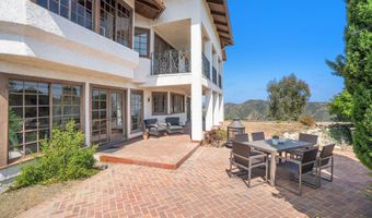 2457 Angelo Dr, Los Angeles, CA 90077