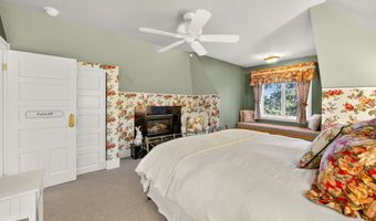 496 Beach St, Ashland, OR 97520
