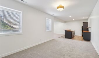 3304 NW 13th St, Ankeny, IA 50023