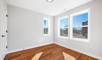 2604 Golden Valley Rd, Minneapolis, MN 55411