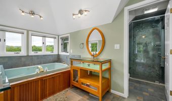 32 Merrill Rd, Campton, NH 03223