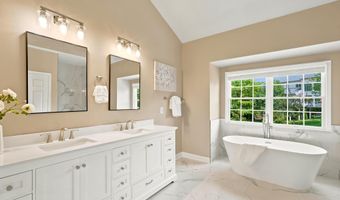 19704 STANFORD HALL Pl, Ashburn, VA 20147
