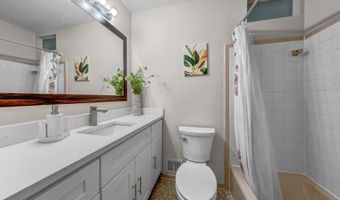 8706 BRAEBURN Dr, Annandale, VA 22003