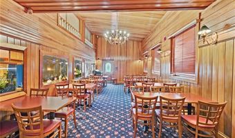 383 Metacom Ave, Bristol, RI 02809