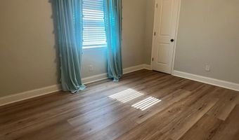 414 Pine Glen Dr, Albany, GA 31705